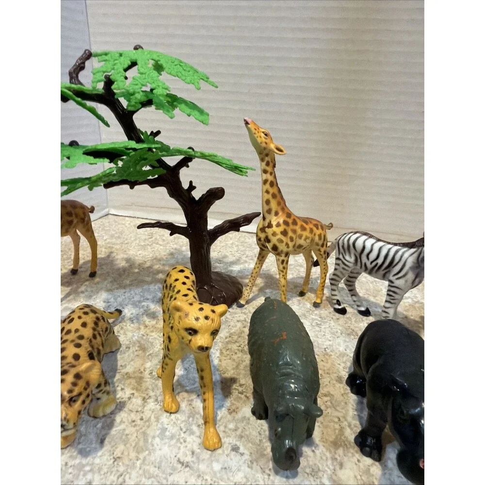 Safari Animal Figure Toy Lot 12 PC Giraffe Zebra Hippo Cheetah Elephant + Tree